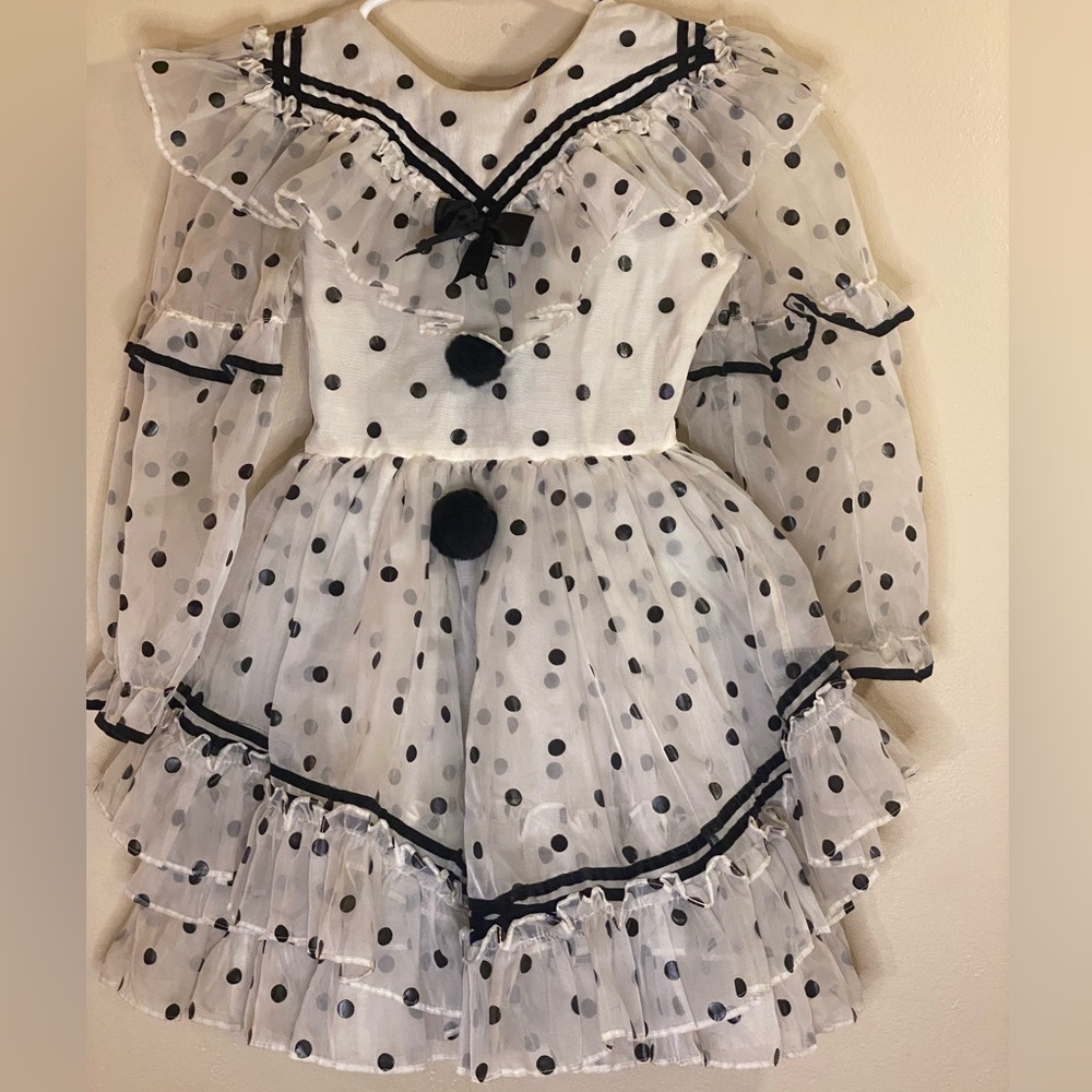 Gorgeous vintage costume with corset style back, size small